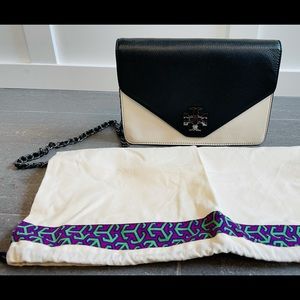 TORY BURCH BLACK AND WHITE MEDIUM CROSS-BODY BAG